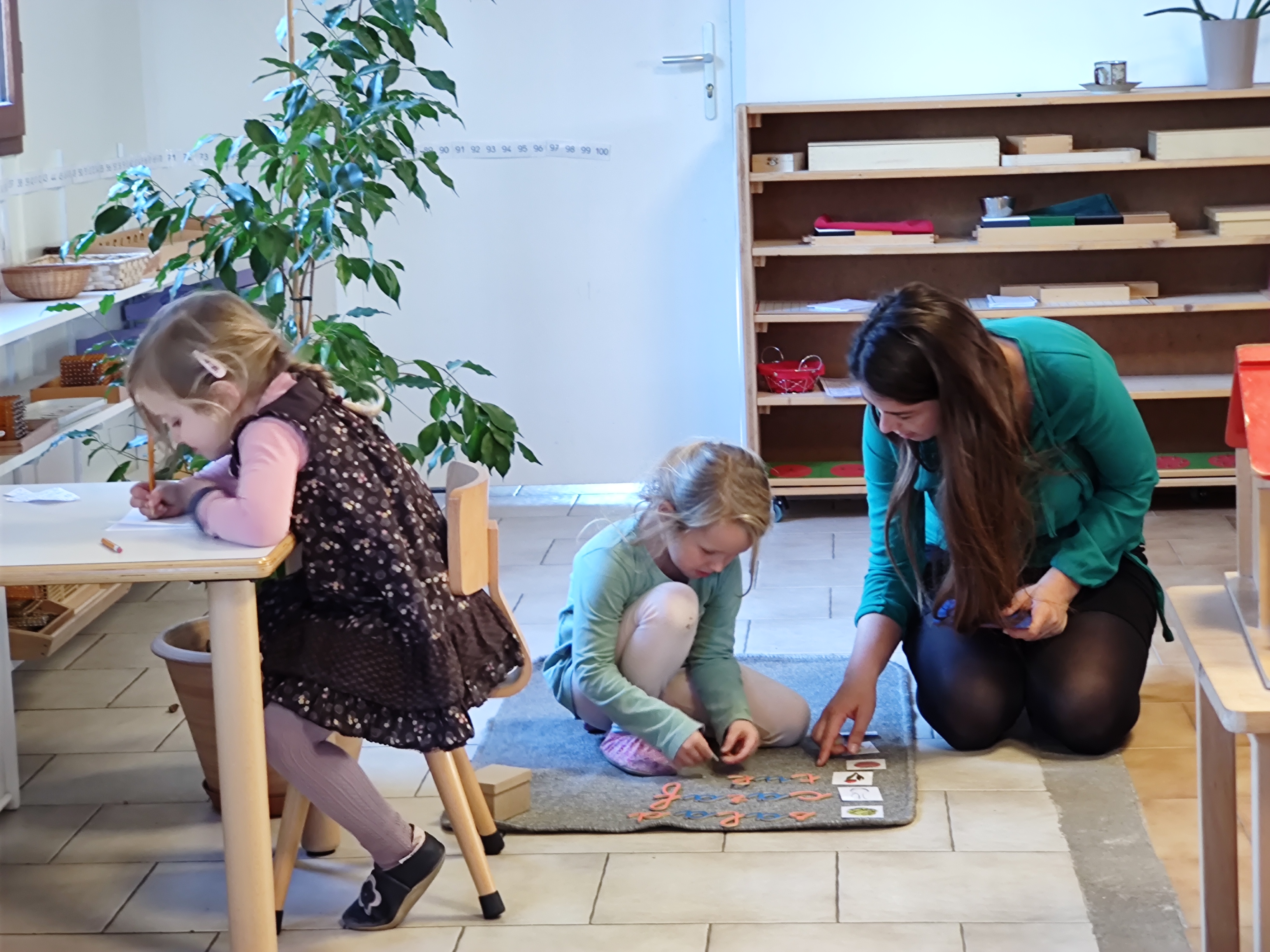 Vie quotidienne à l’école Montessori Graines de Pensées à Grasse, photo 2